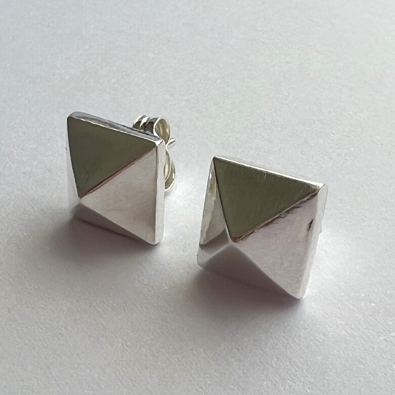 Silver Stud Earrings Tachuela